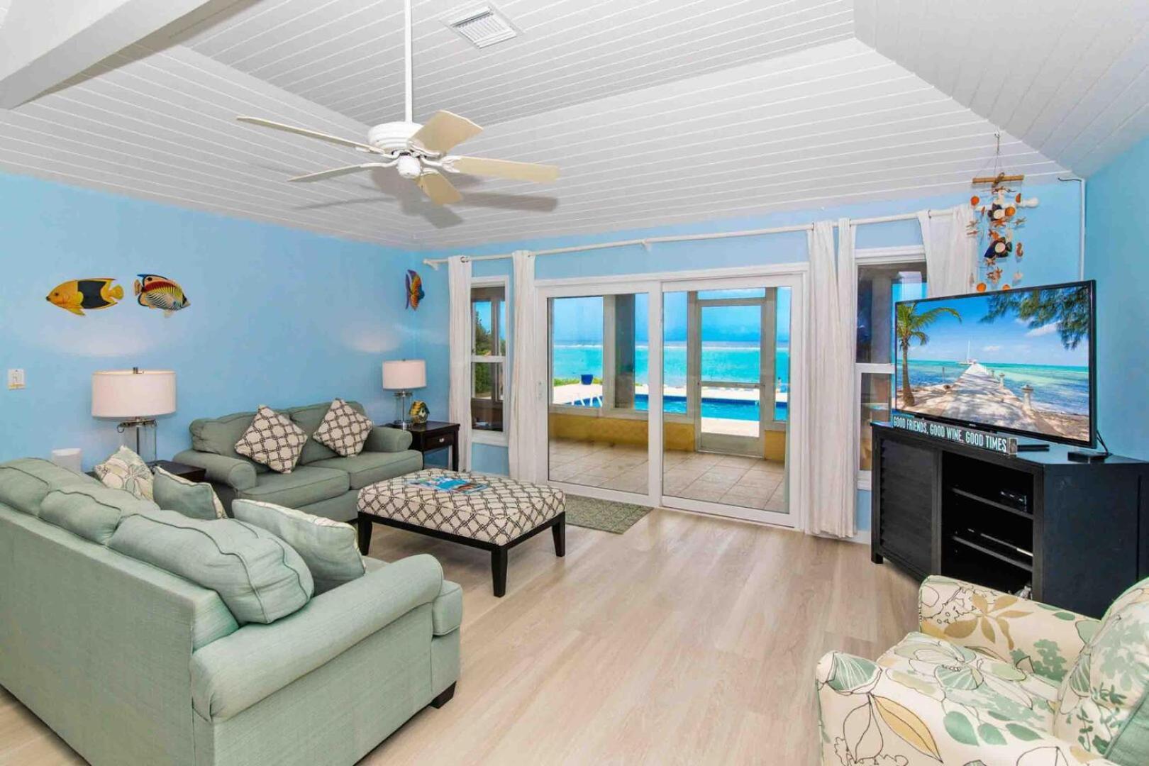 Thatch Hill - Renovated Beach House With Pool, Short Walk To The Rum Point Club Driftwood Village Экстерьер фото